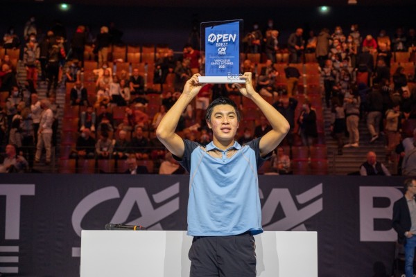 vainqueurs_Brandon_Nakashima_vainqueur_de_ledition_2021_de_lOpen_Brest_Credit_Agricole